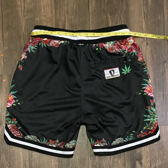 Bob Marley X Shoe Palace Floral Shorts SIZE SMALL - Picture 4 of 5